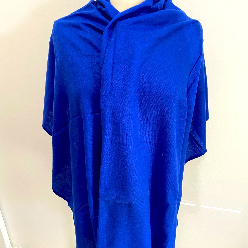 100% cashmere lightweight shawl.